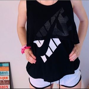 Nike half mesh workout top
